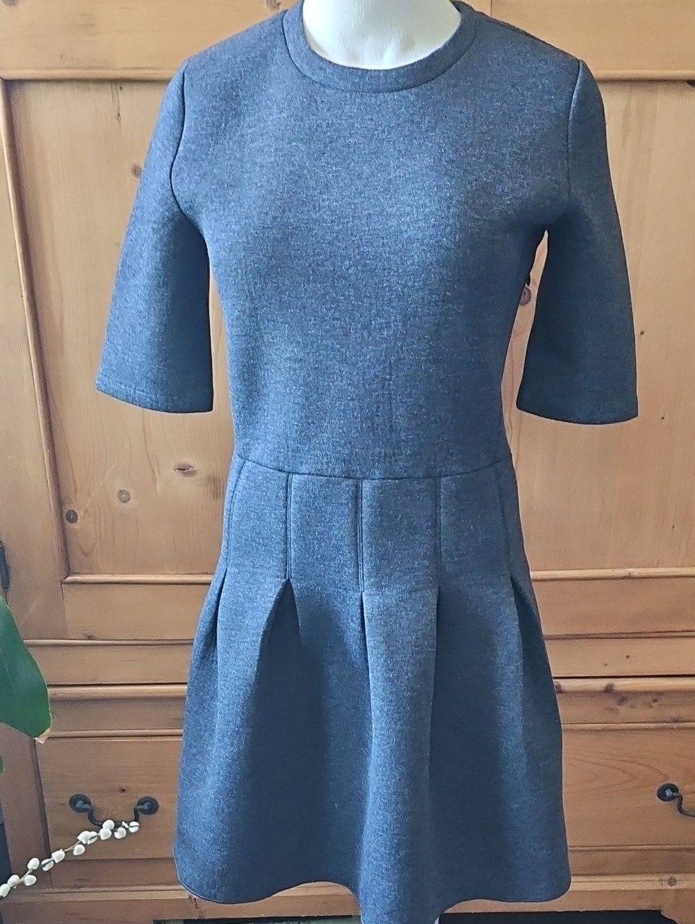 Gap Scuba Knit Fit And Flare Dress Charcoal Grey Size Small - Picture 2 of 8